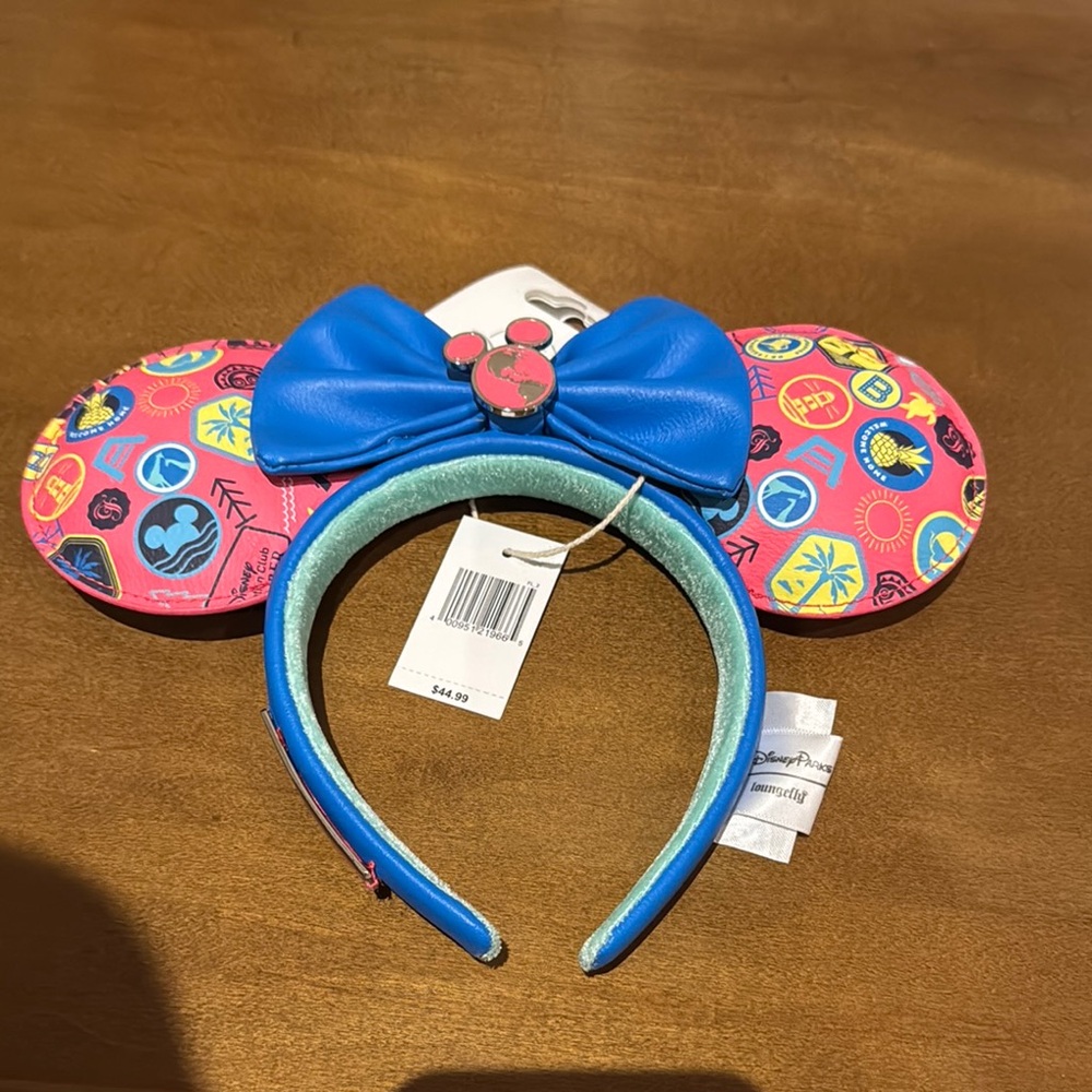 Disney Vacation Club Member Loungefly ears